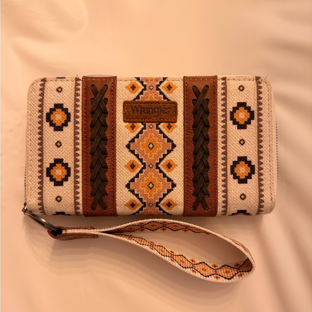 Wrangler Women's Aztec Wristlet